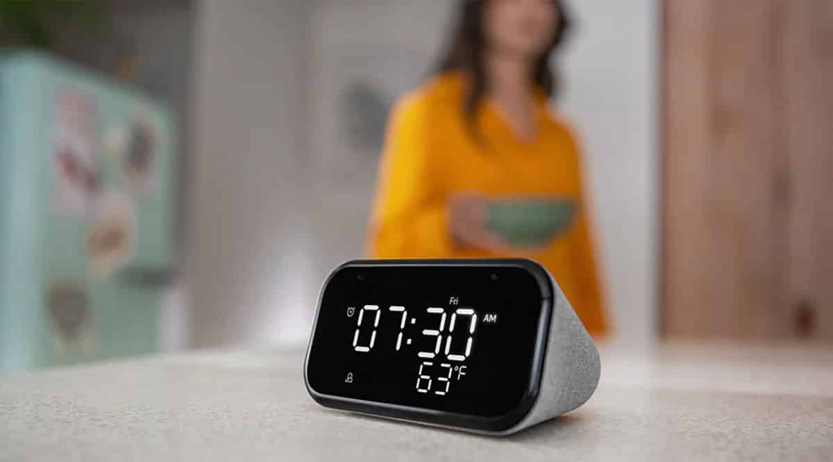 Reloj inteligente Lenovo Smart Clock Essential barato. Ofertas en dispositivos inteligentes, dispositivos inteligentes baratos, chollo