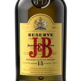 ¡¡Chollo!! Whisky escocés J&B reserva 15 años sólo 17.63 euros.