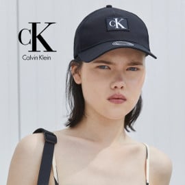 ¡Precio mínimo histórico! Gorra para mujer Calvin Klein City Nylon sólo 19 euros. 52% de descuento.