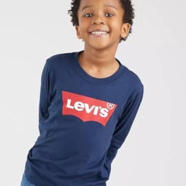 ¡¡Chollo!! Camiseta de manga larga Levi’s Kids Batwing sólo 12.50 euros. 54% de descuento.