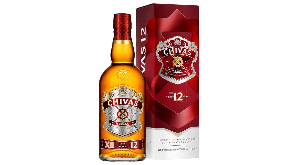 ¡Chollo Black Friday! Whisky escocés Chivas 12 años 70cl sólo 21.99 euros.