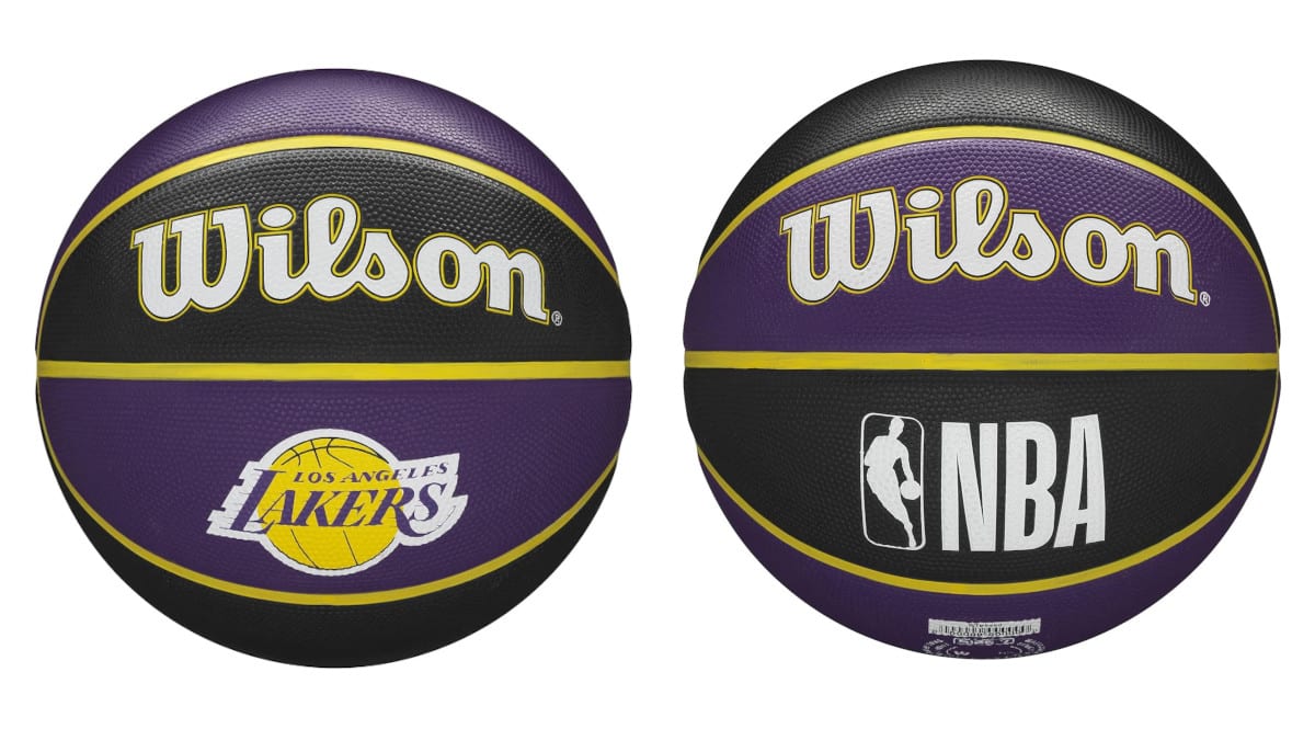 ¡Precio mínimo histórico! Balón de baloncesto Wilson NBA Team Tribute Los Ángeles Lakers sólo 16.99 euros.